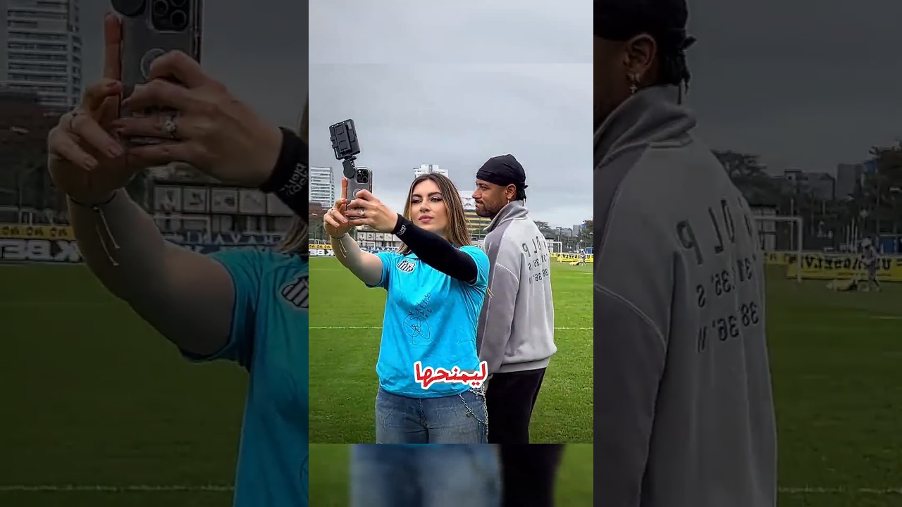 مفاجأة نيمار التي أبكت المشجعة ❤️🥹#shorts #football