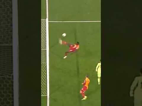 Süper Lig ÇİZGİDEN ÇIKAN Toplar 🤯