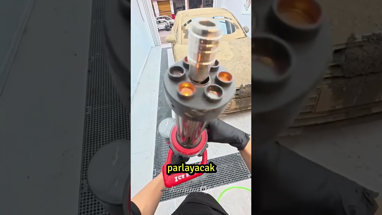 Bu adam arabayı yepyeni yaptı 😱