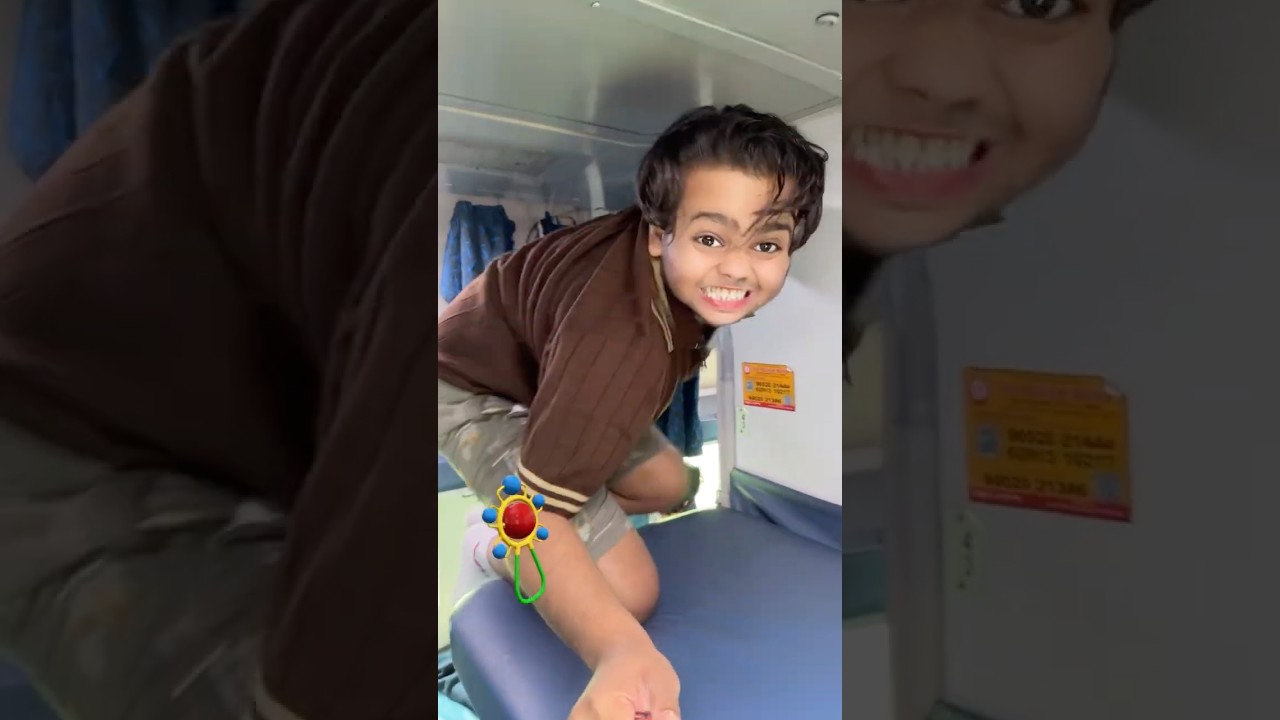 Tillu ki Train Journey🚂😆#shorts #comedy #funny #olidavines