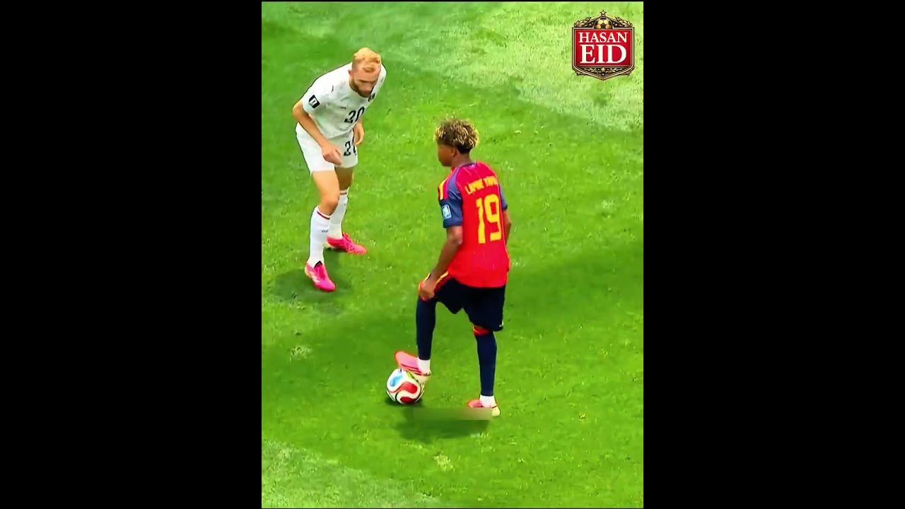     تمريرات بدون النظر! 🤯