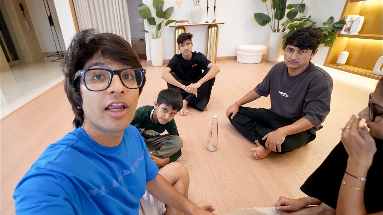 Playing Truth And Dare  😍 With Brothers 