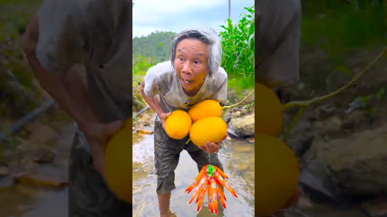 Survival skills: SIMPLE but VERY USEFUL with a cantaloupe #shorts