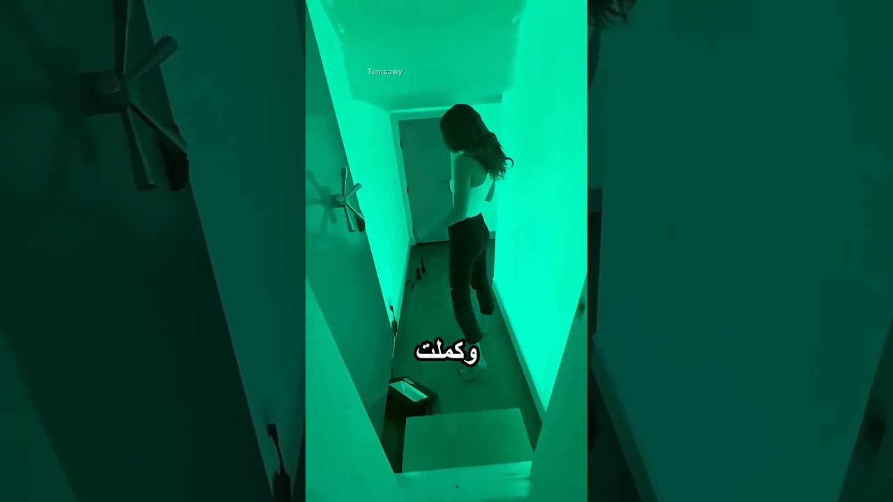 ورا كل باب مفاجأة