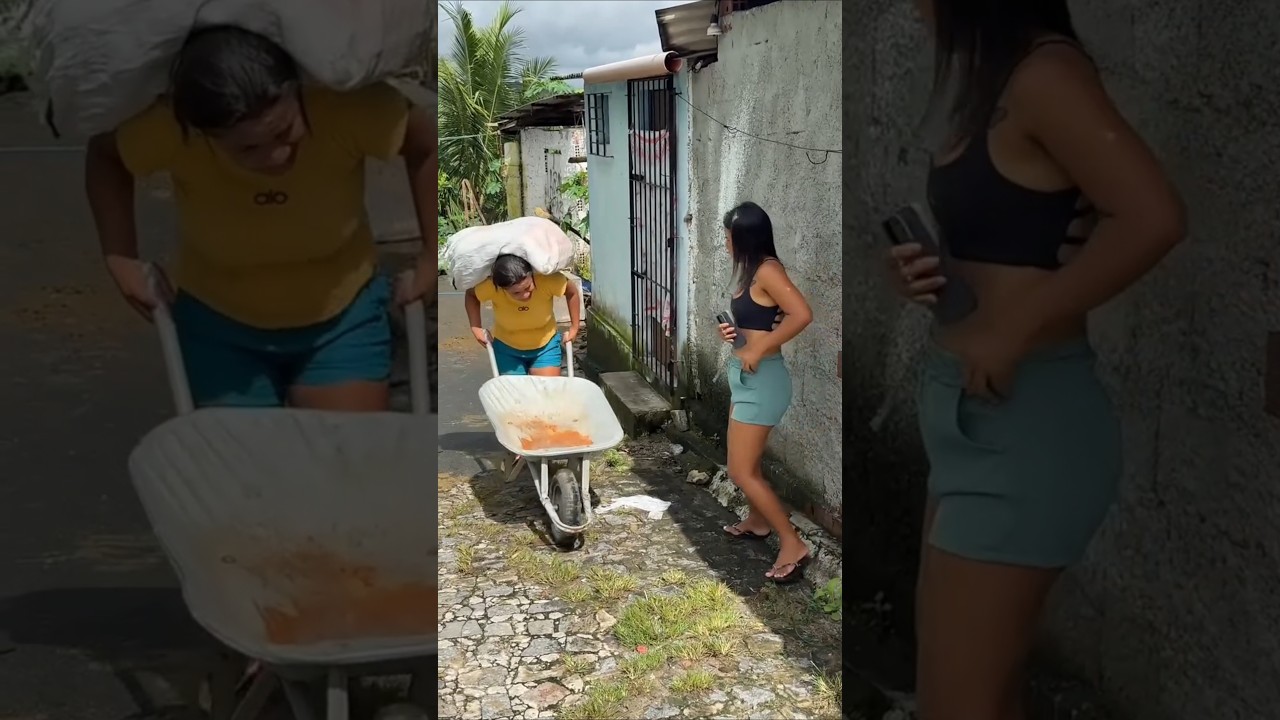 "Carregou o saco E o carrinho porque não largou o celular 😭🤣"