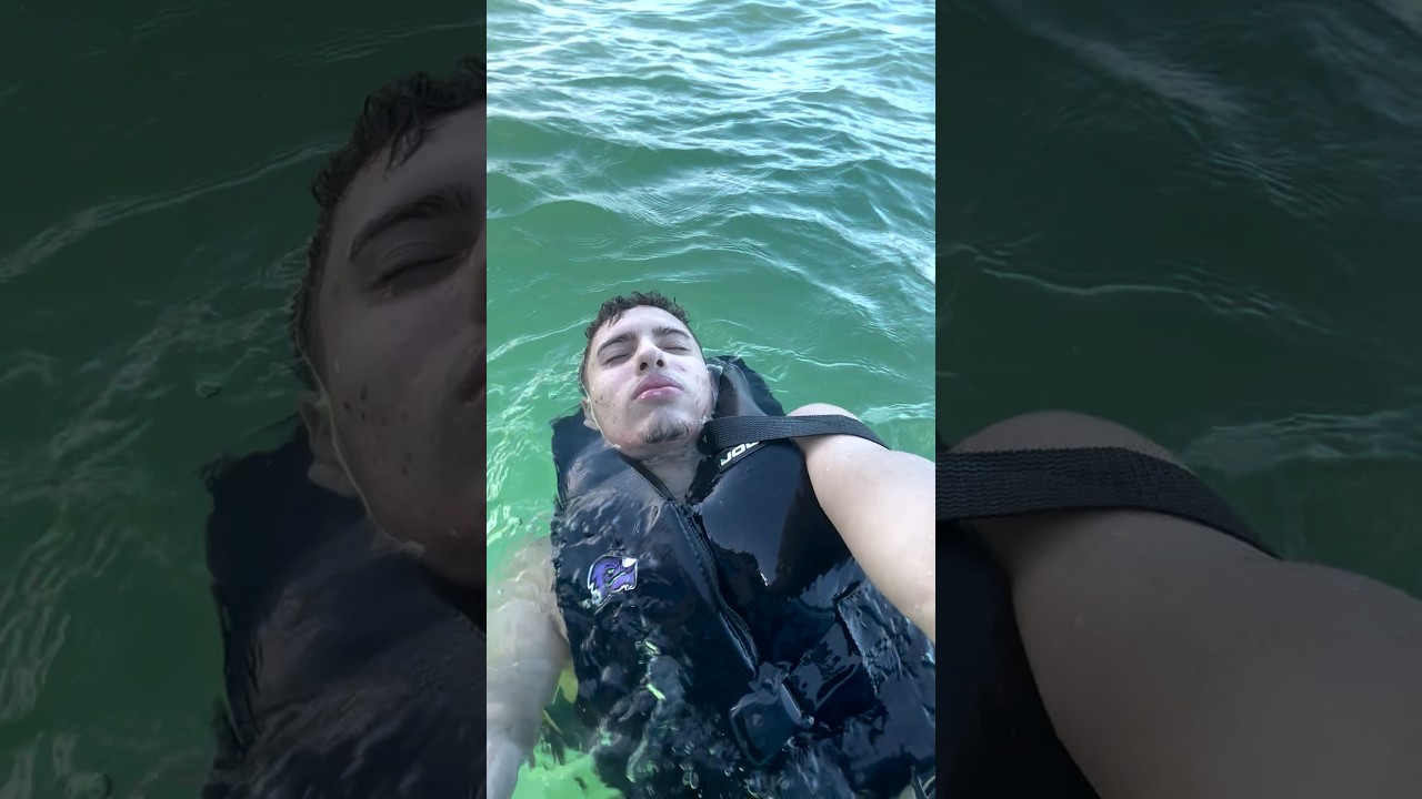 Tubarão sente cheiro de SANGUE? #shorts