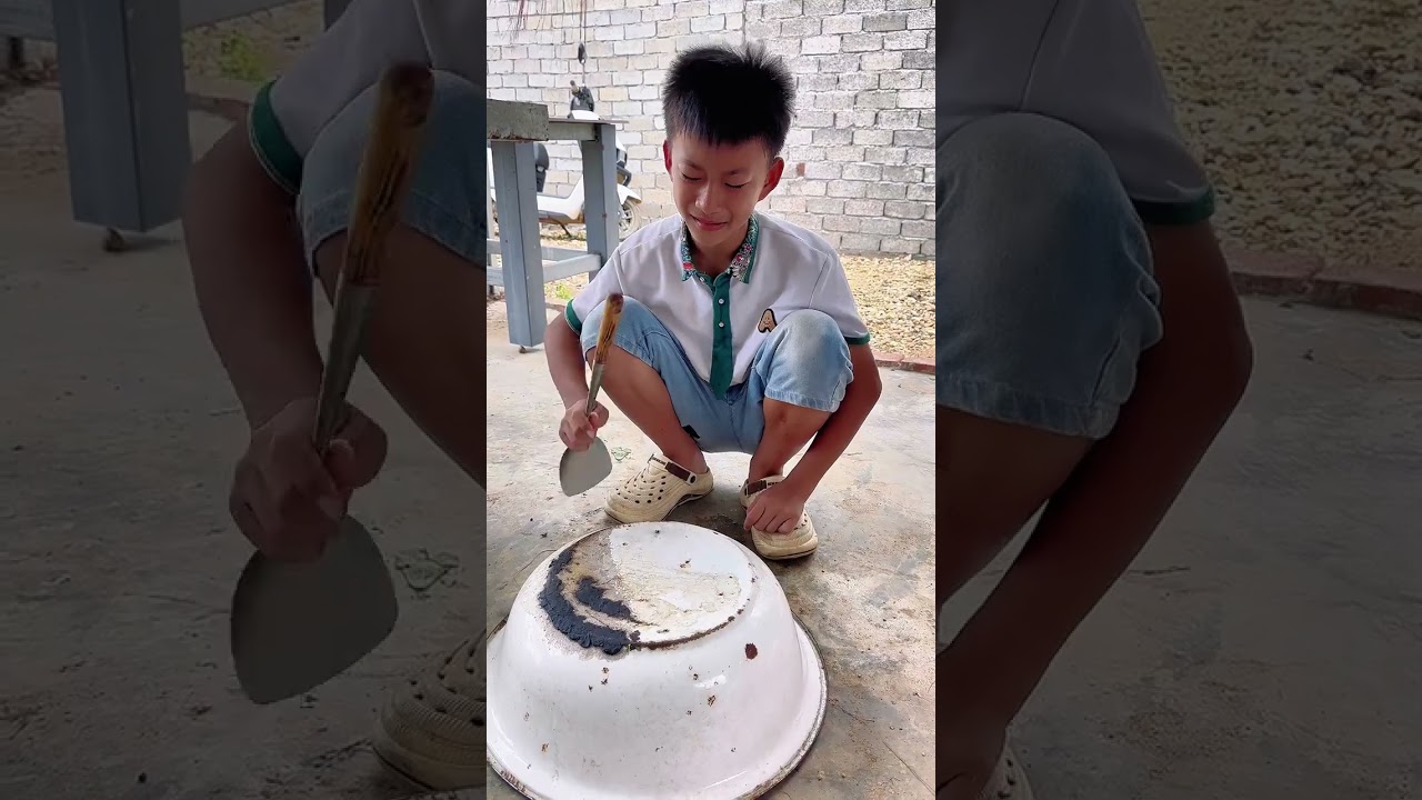 復活小鴨子 你們小時候有用過這個方法復活，假死的鴨子嗎？ #這是我的農村生活 #鴨司令 #可愛的小鴨子 #鴨子復活記