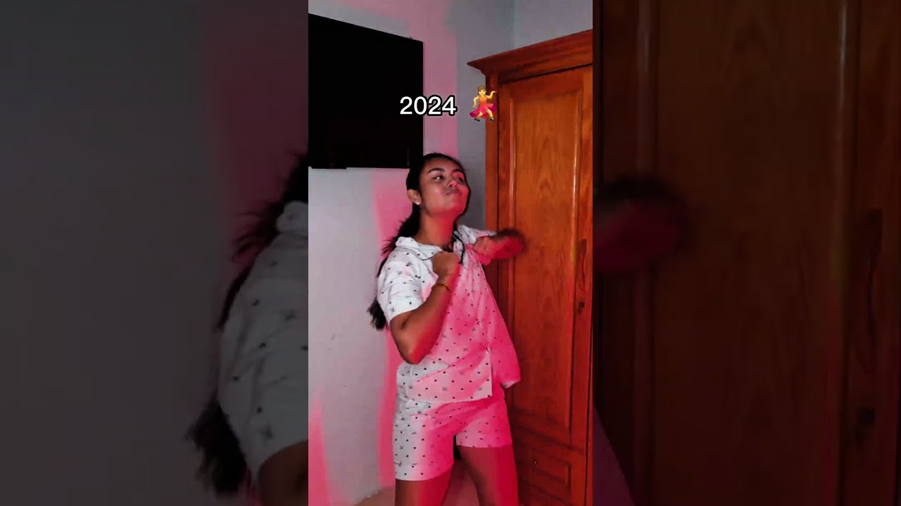Qual foi o melhor ano das danças? 🥴 #funny #comedy #couple #dance