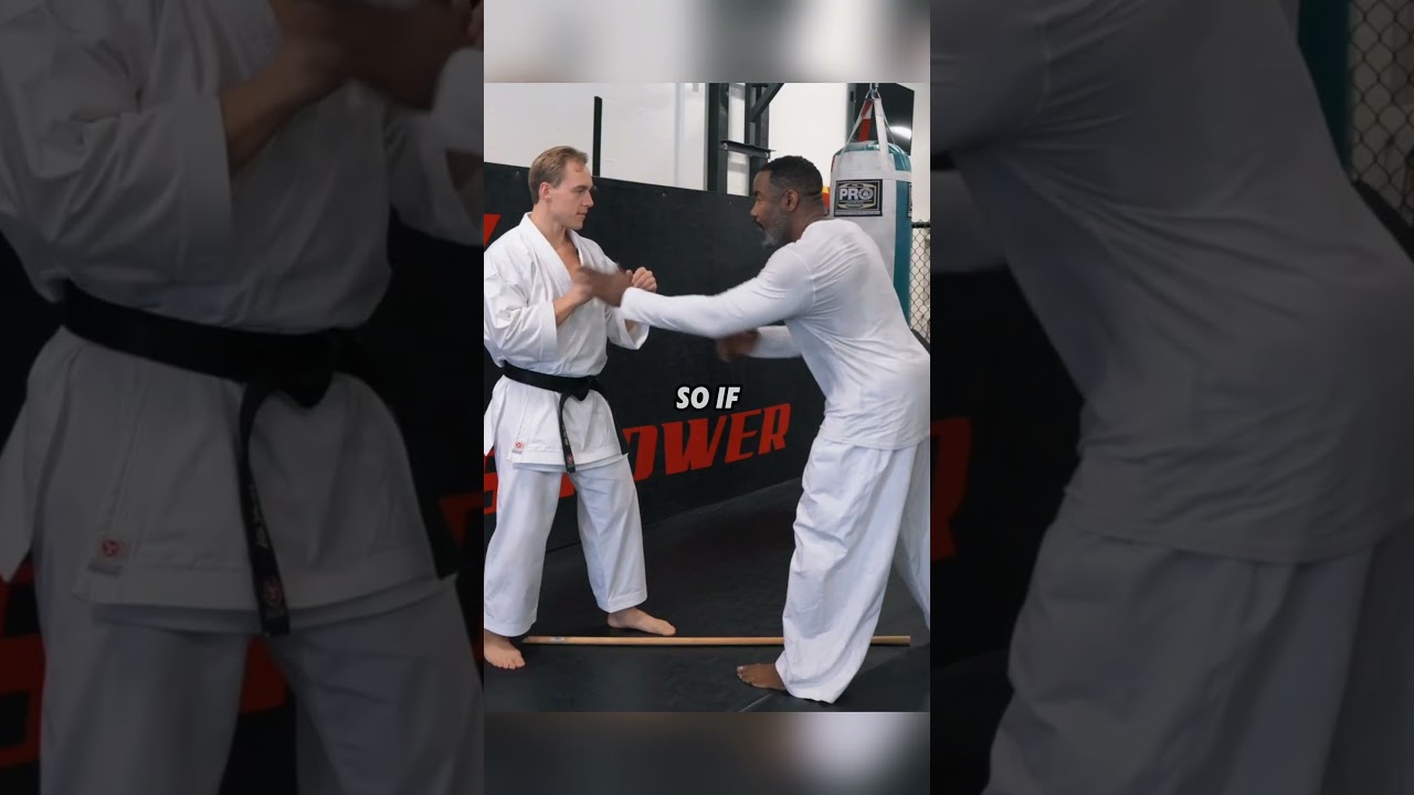 You Don't See This KICK Coming  #mma #ufc #kick #tips