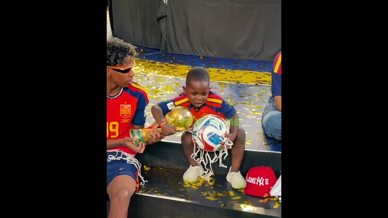 Yamal & His Brother with the World Cup 🏆❤️