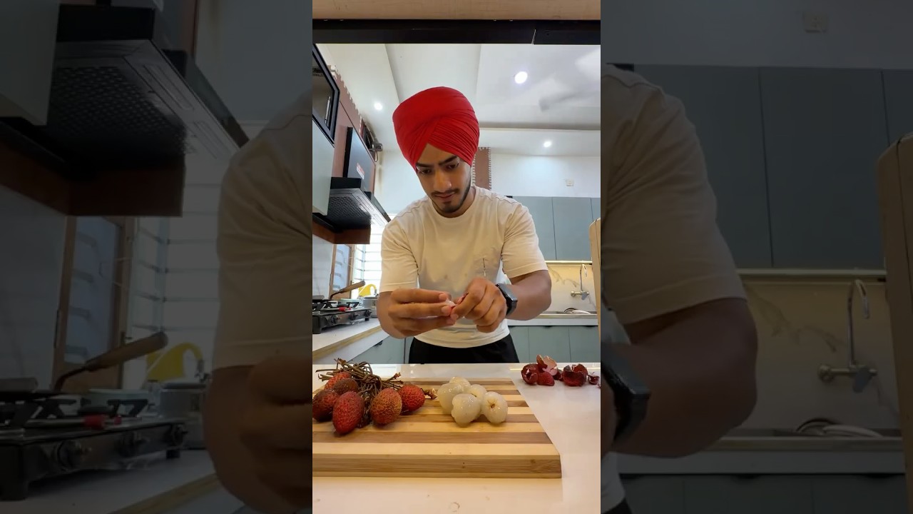 Bhai ke bazar wala Litchi wala juice ghar pe recreate kiya 😱 | Summer drink #shorts #shortsfeed