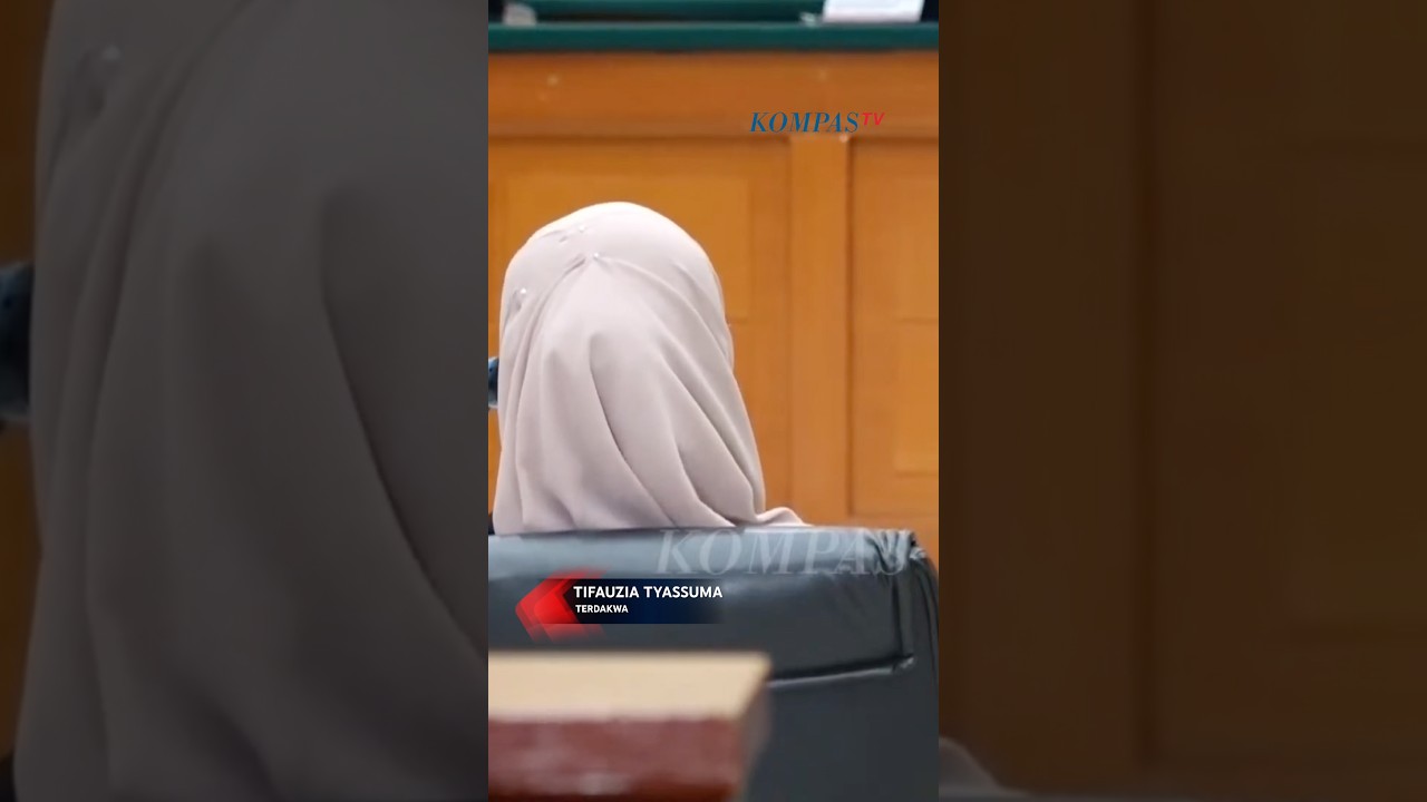 Tifa usai Dengar Dakwaan Jaksa di Kasus Ijazah Jokowi: Saya Akan Melakukan Perlawanan!