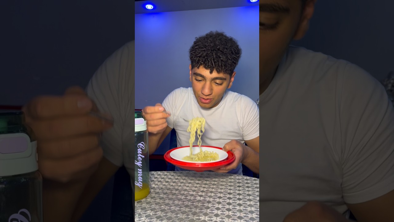 لما تاكل إندومي وامك تقفشك🍜🤦‍♂️🤣