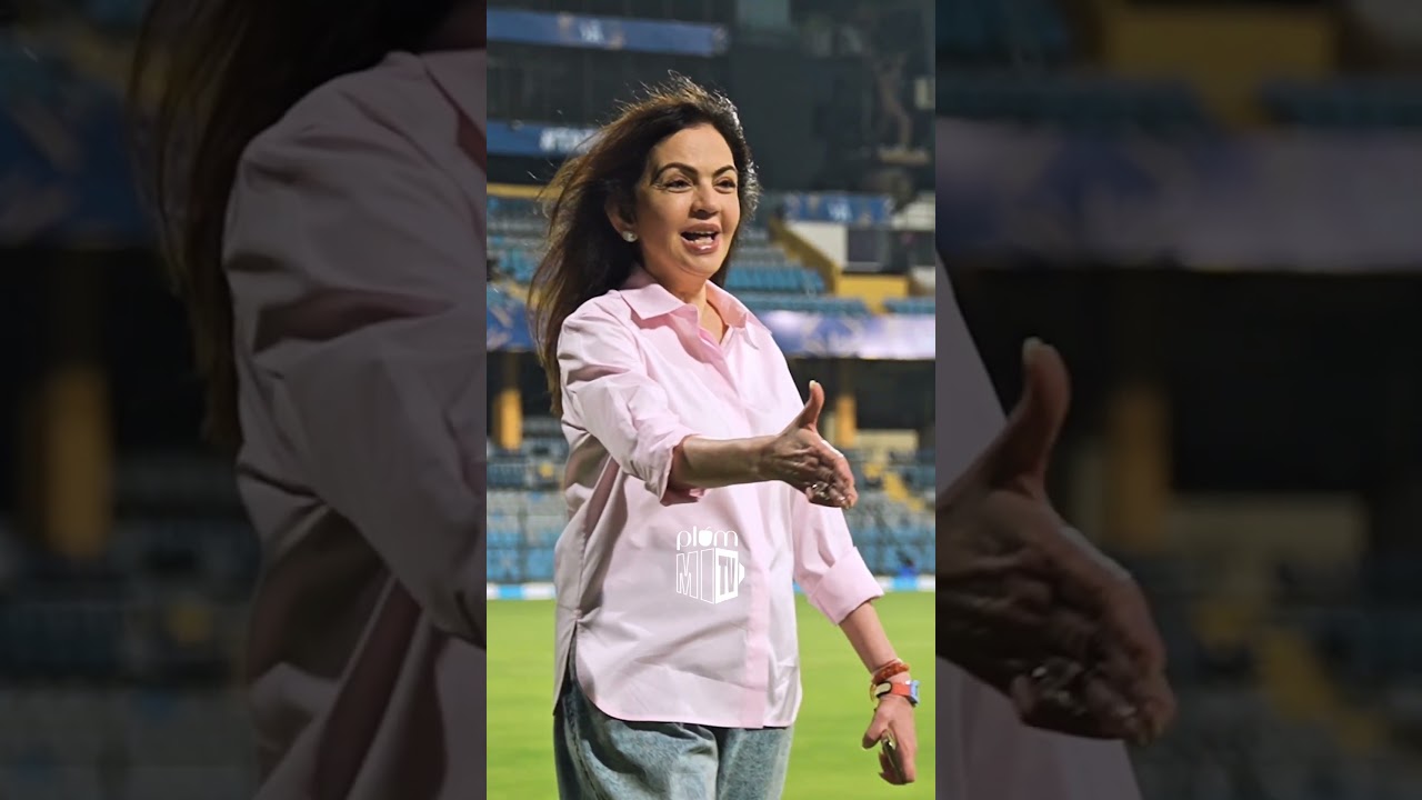 Mrs. Nita Ambani met the squad during training ahead of the start of #TATAIPL 2026! 💙#MumbaiIndians