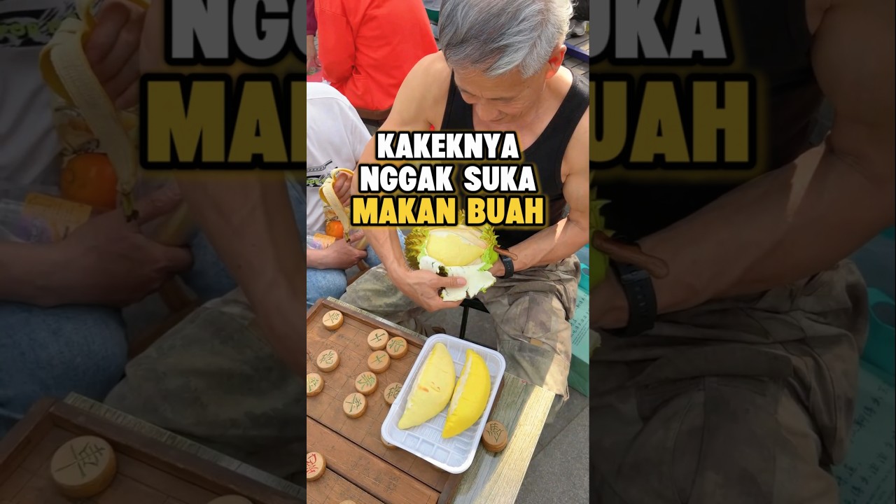 Kakeknya tidak suka makan buah