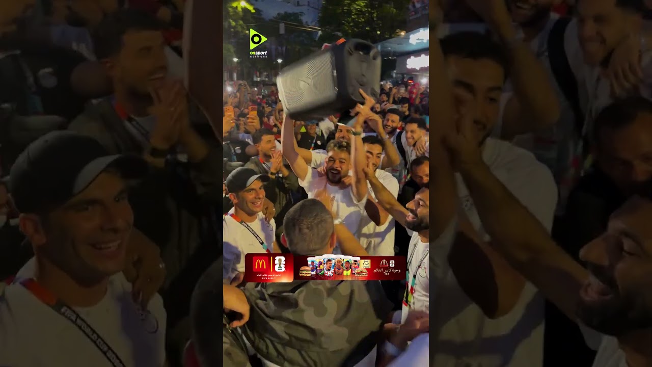 ادلع يا بو مكة.. محمد صلاح بيرقص في الشارع بعد الفوز على نيوزيلندا 🤩