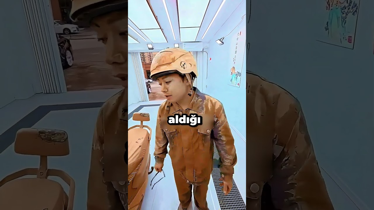 Baba, oğlunun reddettiği motosikleti temizledi❤️