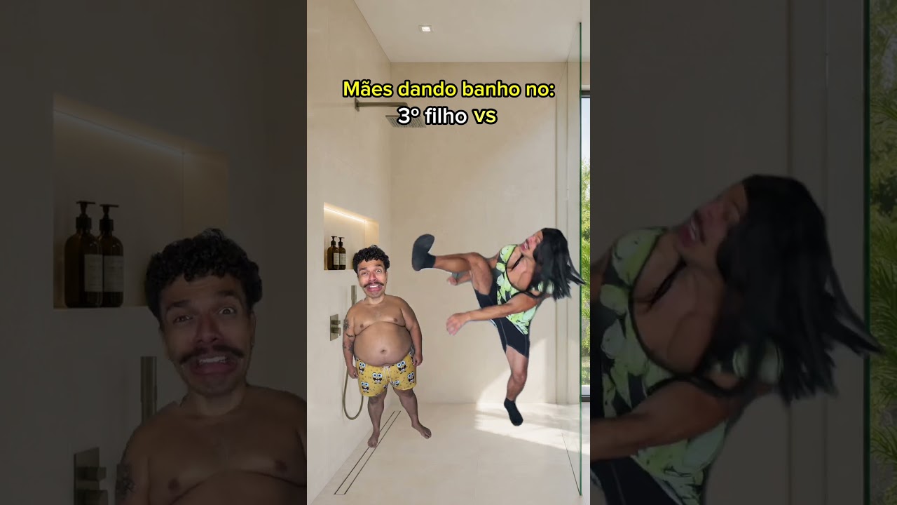 Mães dando banho em CADA FILHO