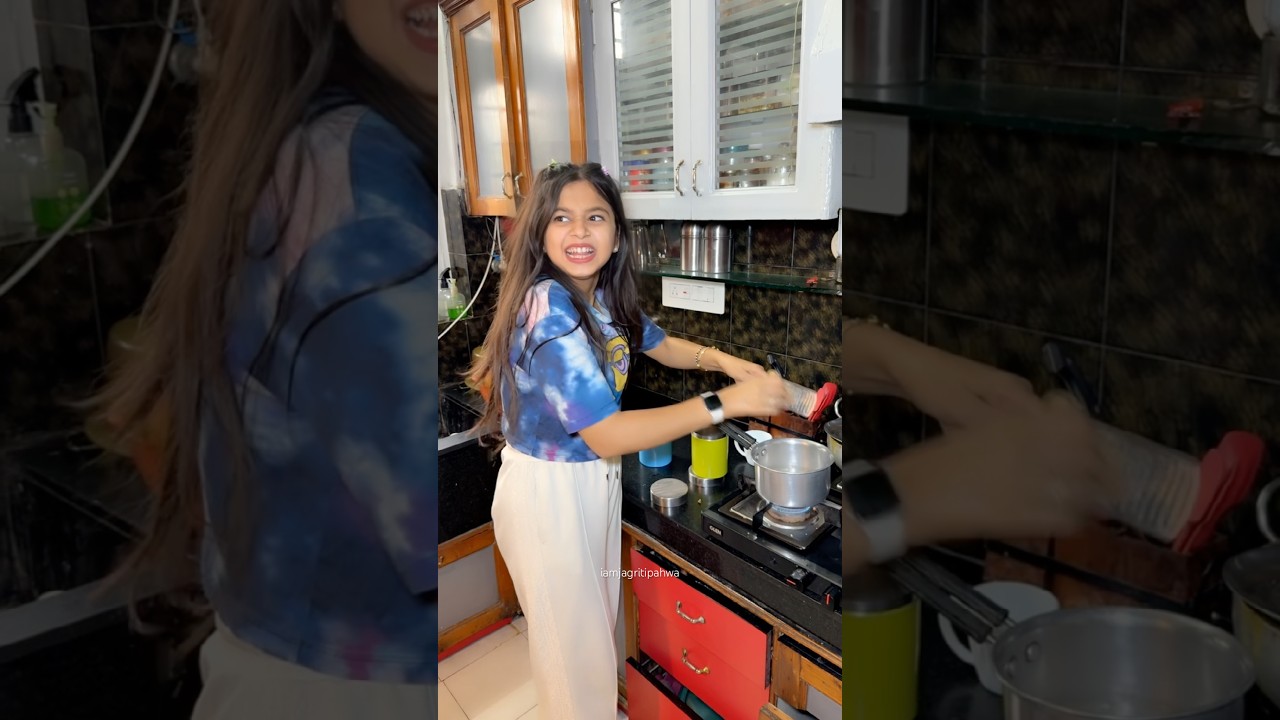 When You Make Tea☕️ for First Time😍 #chailove #jagritipahwa #teatime #kitchentime #tearecipe