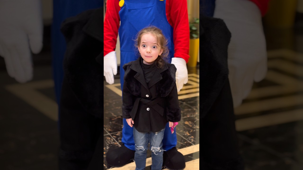 لينو عزبتو لماريو بسوق 😂