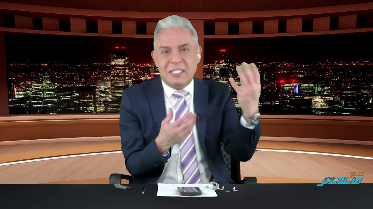 جنون ترامب: يضع اسمه ع المطارات والمعاهد والعملات ويتنكر باسم مستعار للهجوم على المعارضيين!!