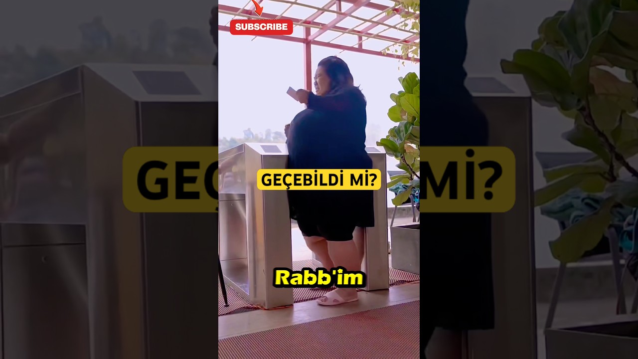Turnikeden Geçemedi, Havuzu Boşalttı!