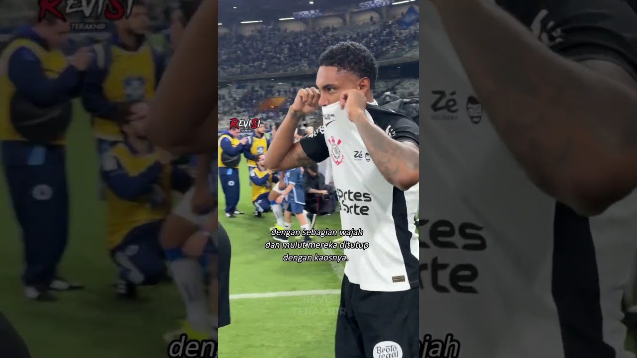 Kenapa para pemain ini berjalan keluar dengan wajah tertutup?! 😳