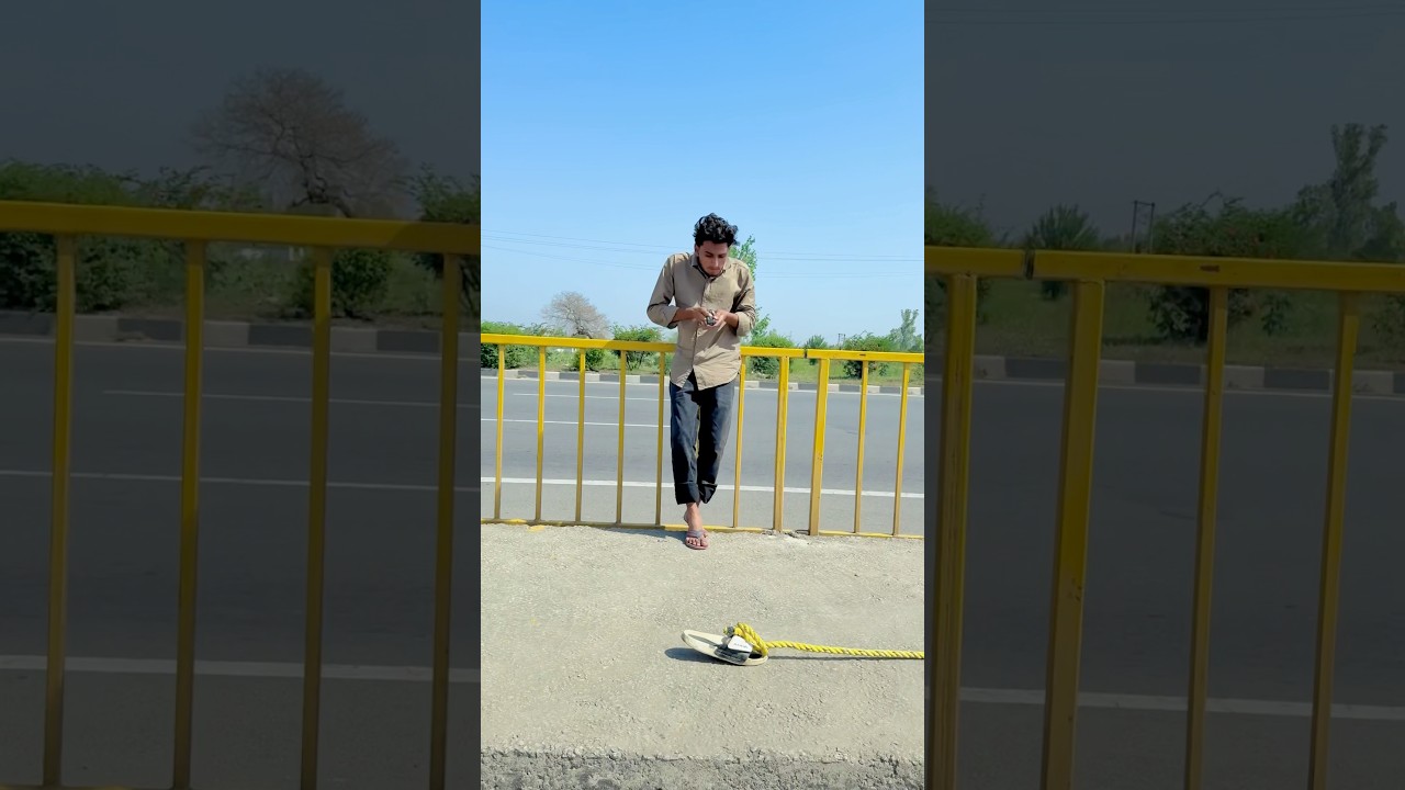 Rassi ne chappal 🩴 Chura ke la Diya #funny #comedy #shortsfeed #viralvideo