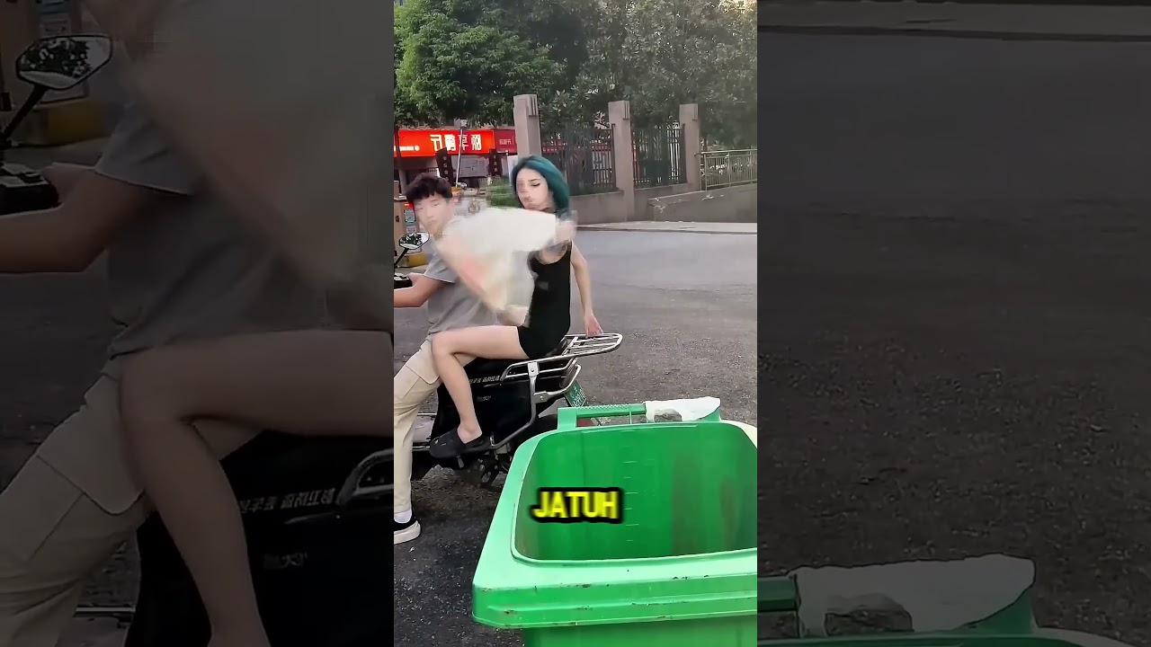 Mk: lu ngajak cewek buat buang sampah bilek #shorts