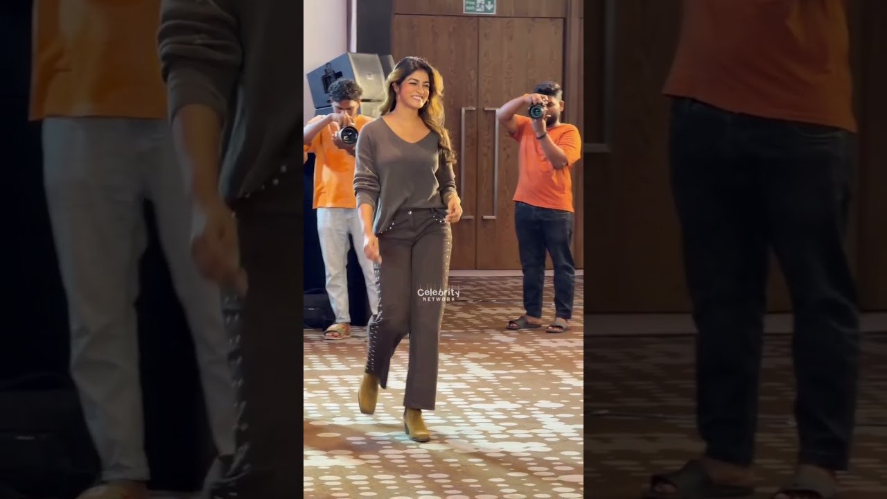 so beautiful girl and Ajay & Kajol 4k new video