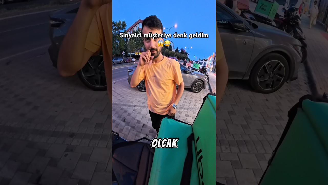 Sinyalci müşteriye denk geldim 😱😂 #shorts #reels #motovlog #viral #fyp #tiktok #kurye #keşfet