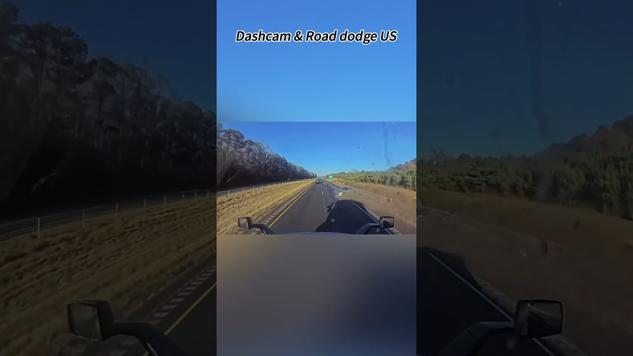 Dashcam US- Road dodge🇺🇸 #dashcam#drivingfail#dashcamvideos#dashcamusa