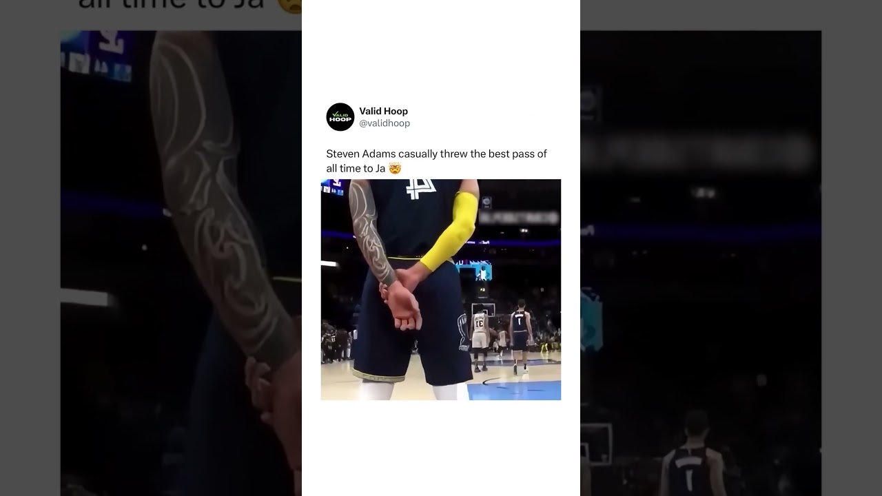 He CASUALLY threw the best pass ever 🤯