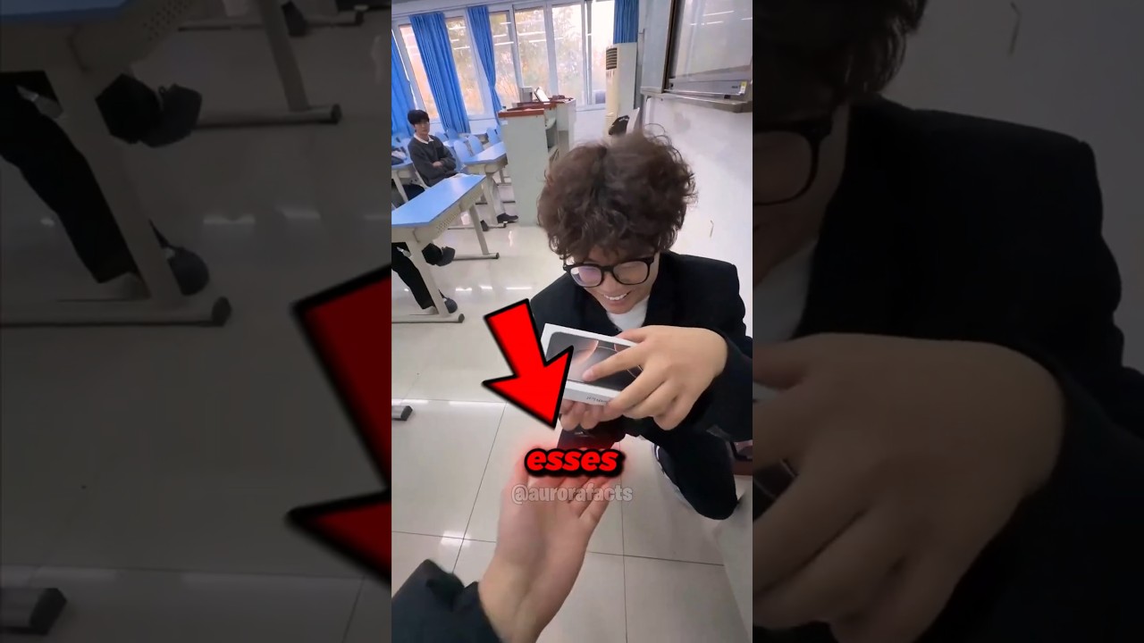 ESSES ALUNOS USARAM OS TRUQUES  PARA ESCONDER O CELULAR NA PROVA! 😱📱