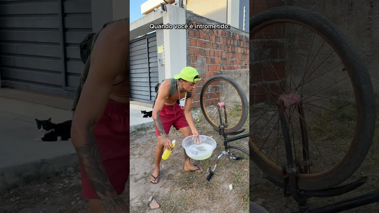 Isso que dá ser intrometido😂