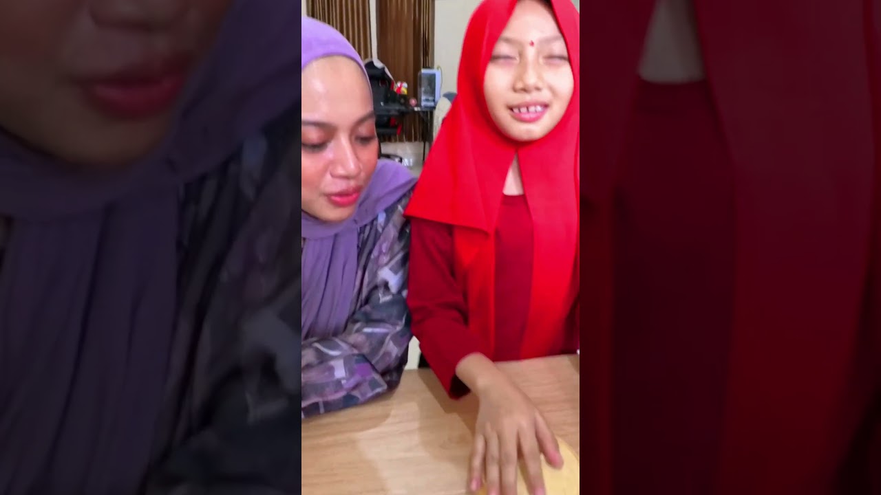 AQILA UNBOXING SQUISHY DUMPLING #shorts