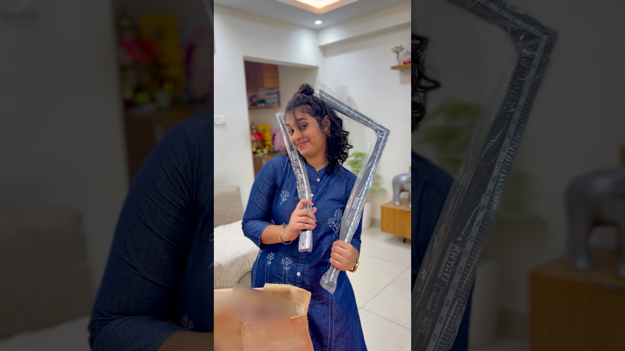 College la books thavira ellame kuduthurkanga 😍 #ishqyouall #swv #tamil  #college #fashiondesign