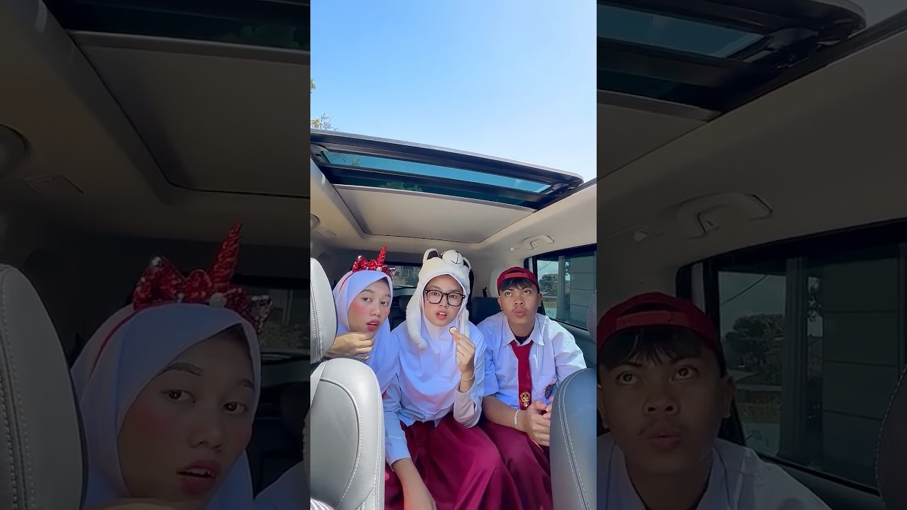 Mobil Mewah Bolong 🏎️