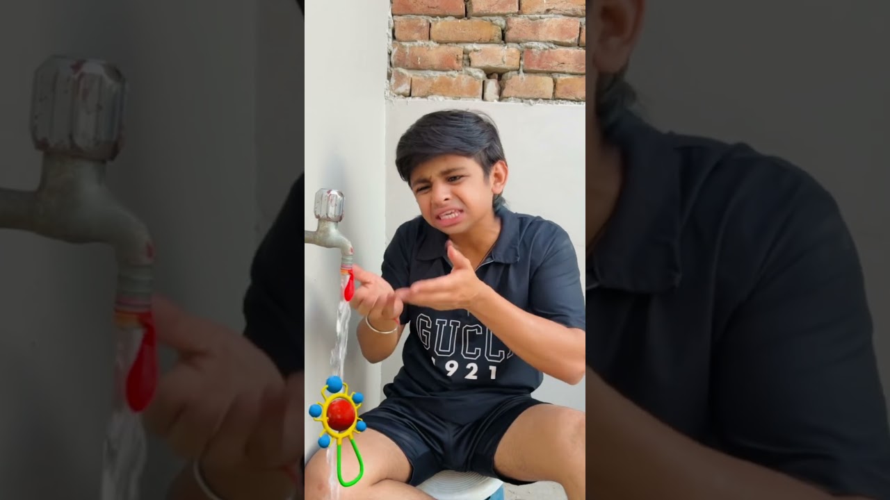 Water balloon ki problem 🤔🥺 #comedy #funnyvideo #funny #comedyvideo #comedyshorts