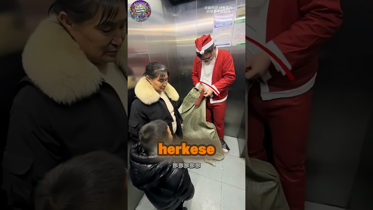 Noel Baba Sahte Çıktı 🥸😂 #ahorts #keşfet