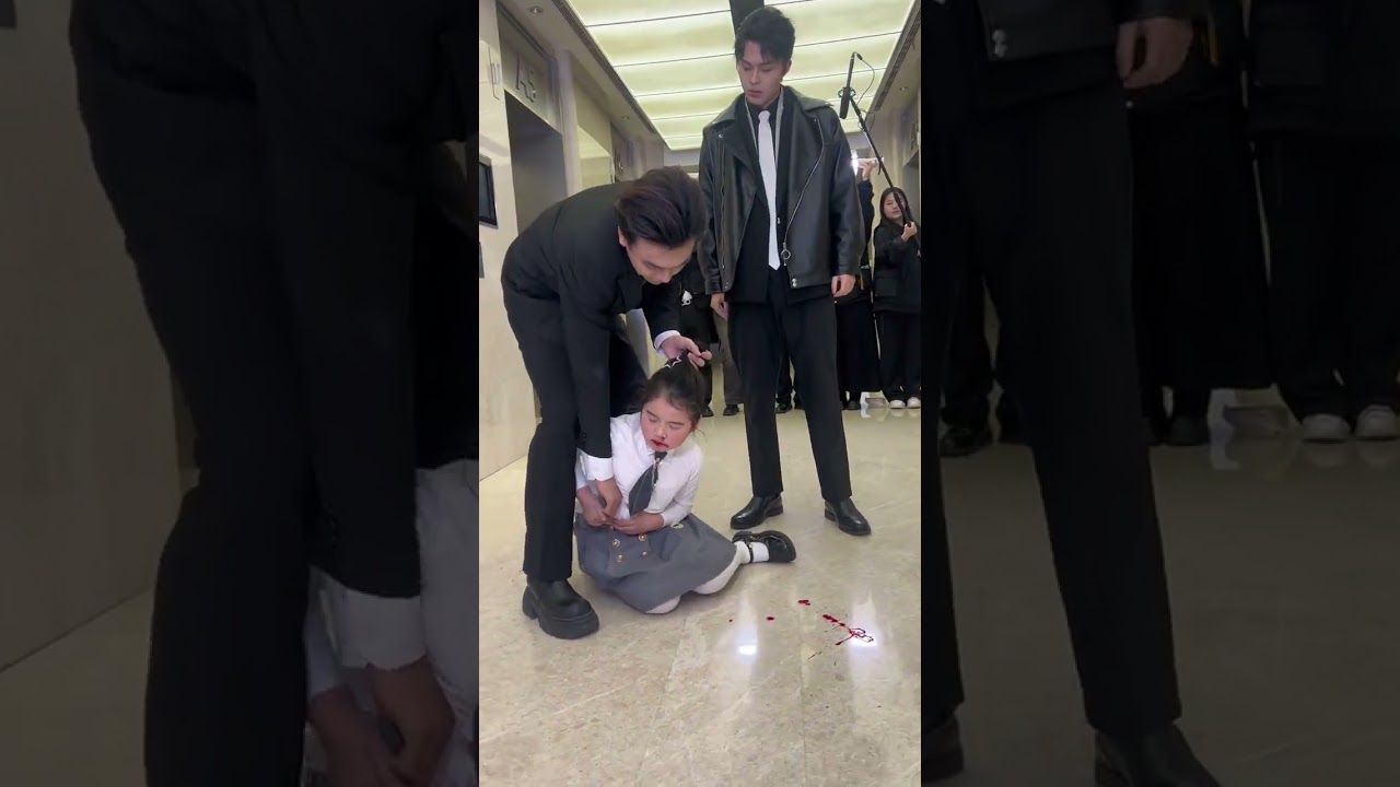 Behind-the-scenes of the filming of the young actor HuyenHuyen  #8