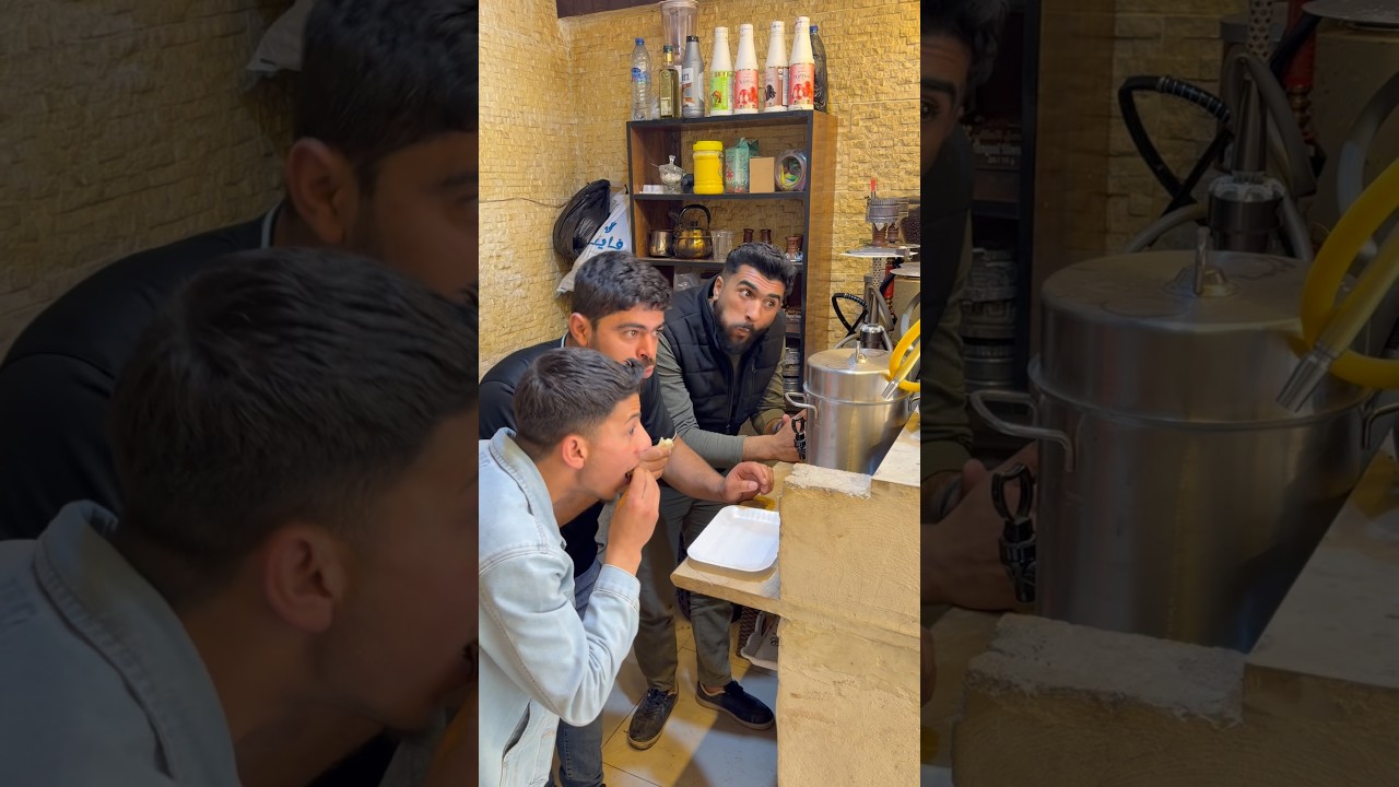 ￼ أخبث عامل في مطعم😂 نهاية غير متوقعة#shorts