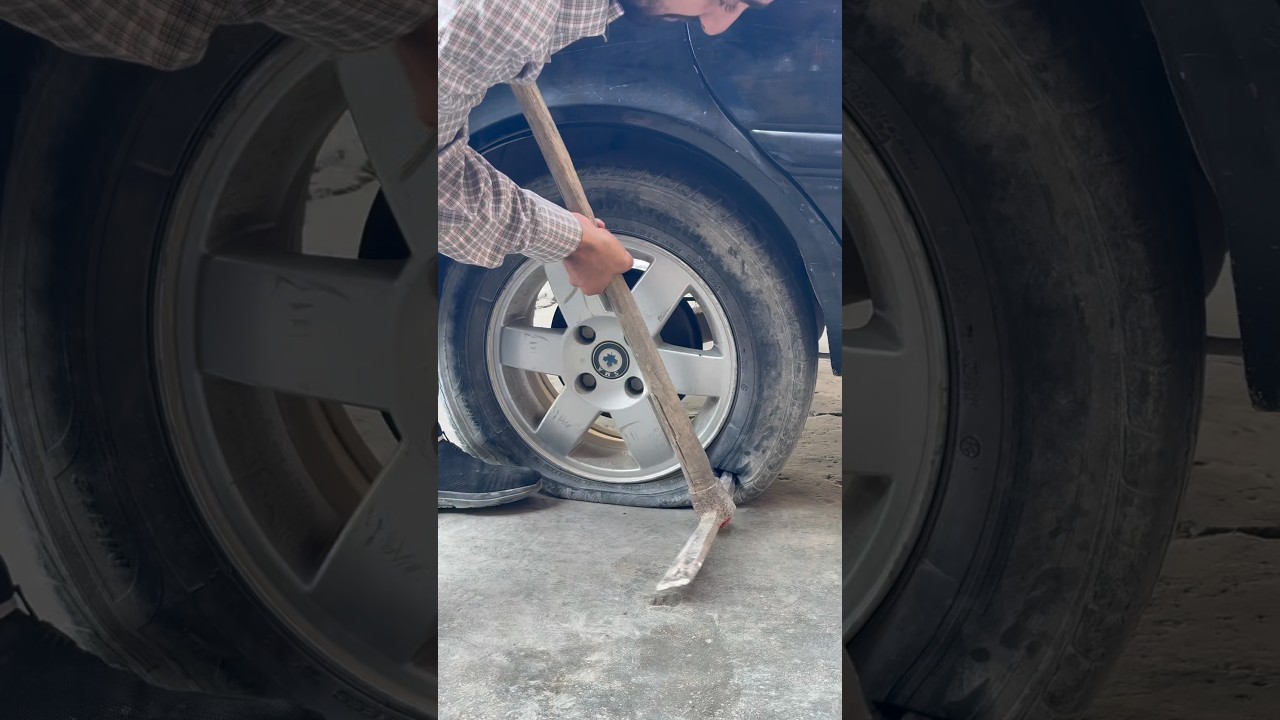 فجرت دولاب السيارة وكانت الصدمة🧨😱#shorts