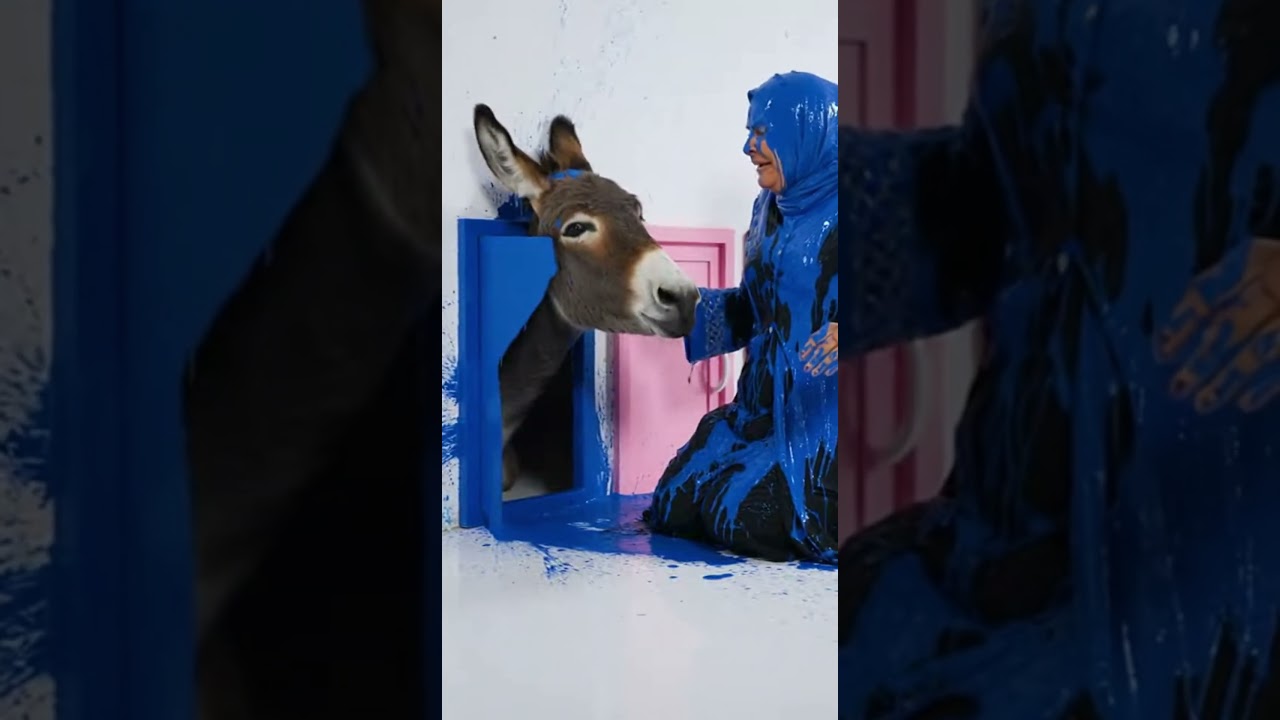 كل باب يفتح… والمفاجأة أكبر!🤭🤭🤭#اكسبلور #ضحك #ترند #funny #السعودية #shorts