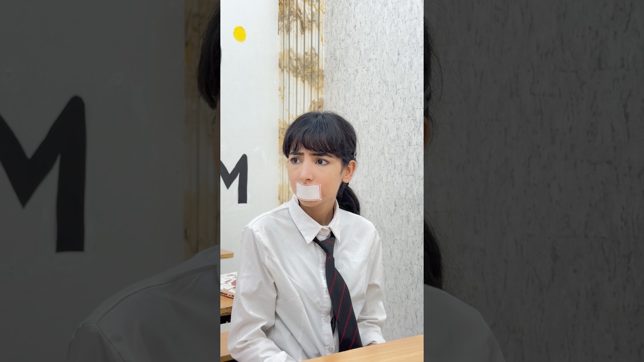 Why did Simran tape her mouth?🤐👀|SimranMakhija| #shorts #school #funny #comedy #viral #fyp #love