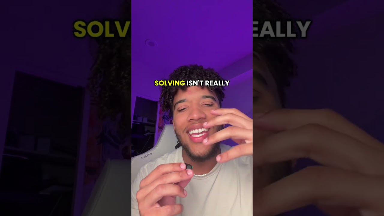 This charger ejects from your phone when it hits 100% #carterpcs #tech #iphonehacks #iphone