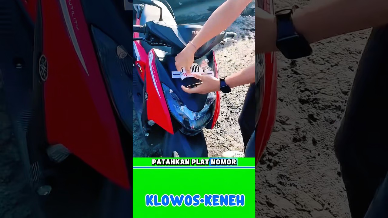 Pria ini patahkan plat motornya akibat terkena razia! #shorts #trending