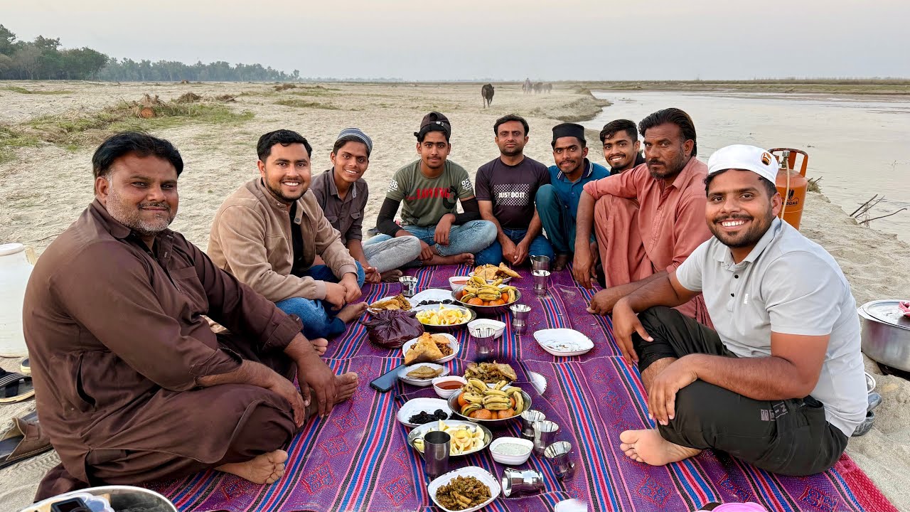 Aaj Ki Dawat_E_Aftar Nala Daik Mein 🥰 Sub A Gaye 