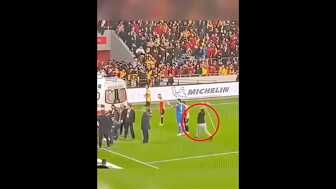 لماذا فعل ذلك #اكسبلور #football #كرة_القدم #كأس_العالم #لايك #edit #trending #shortvideo #short