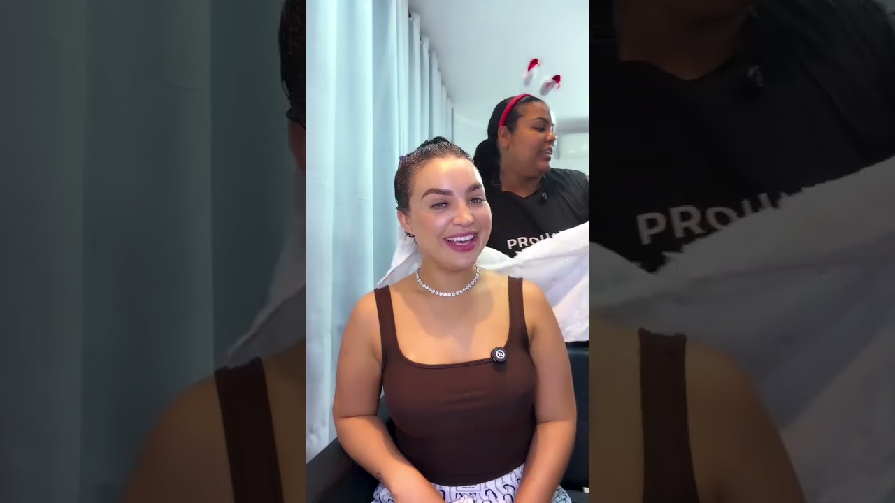 Quando a cabeleireira acha que a cliente vai pedir fiado #humor #humormemes #viral #cabeleireira